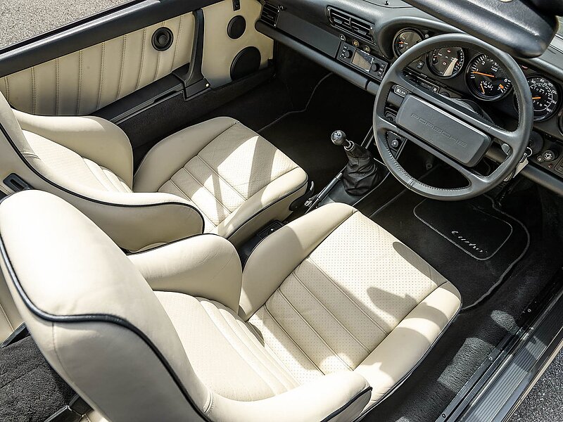Porsche 911 (930) Turbo Cabriolet 3.3 - Large 2